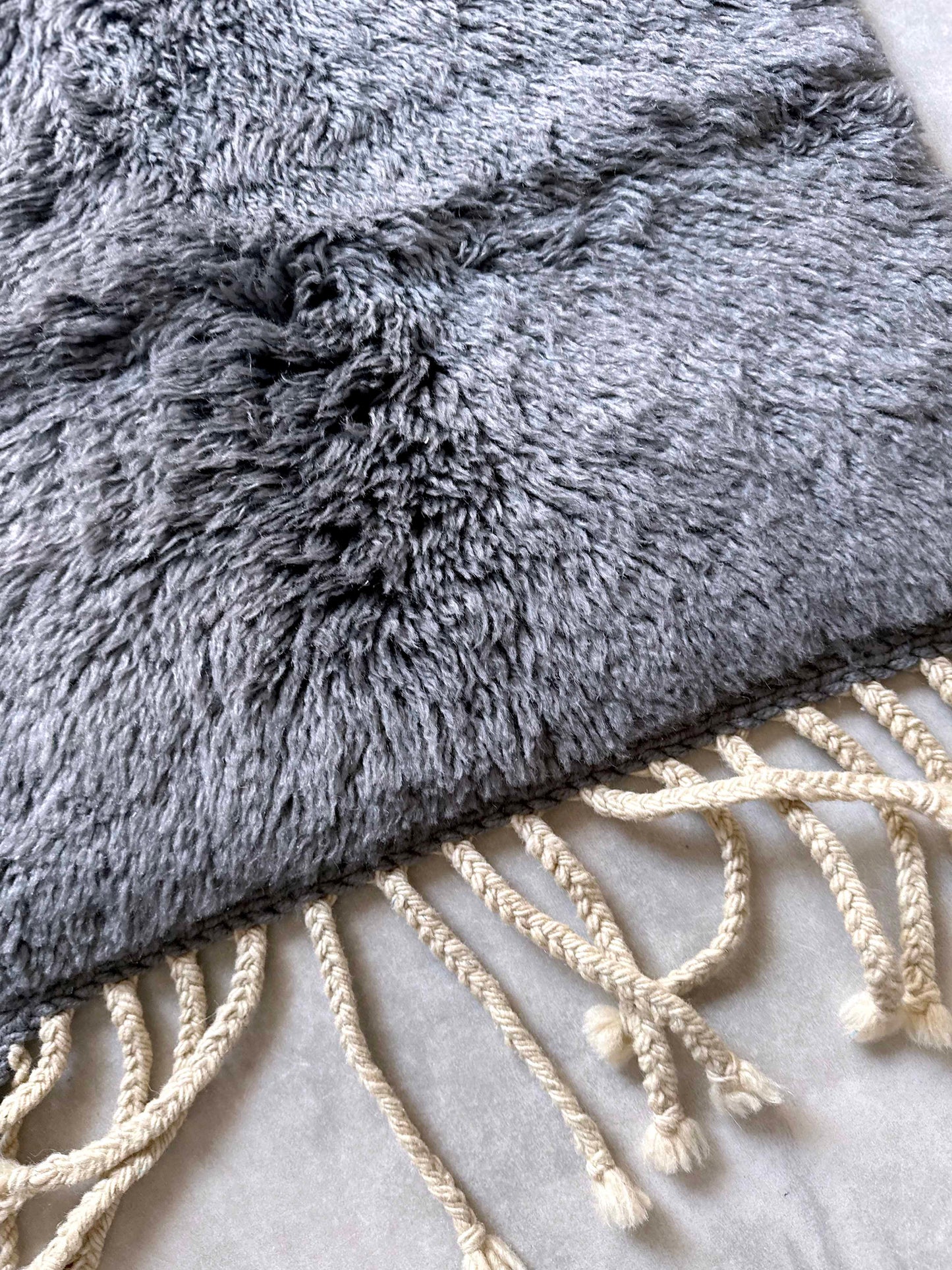 Mrirt rug