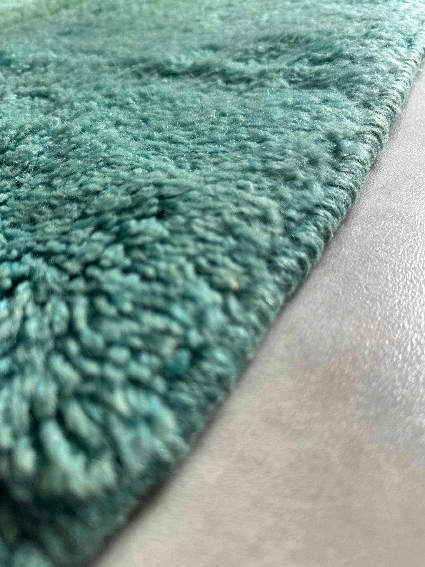 Mrirt rug