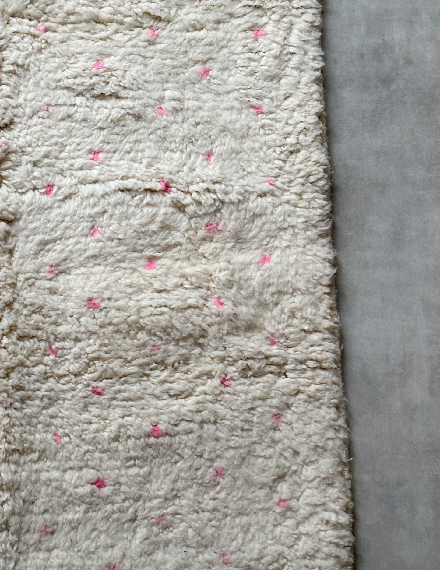 Dot rug