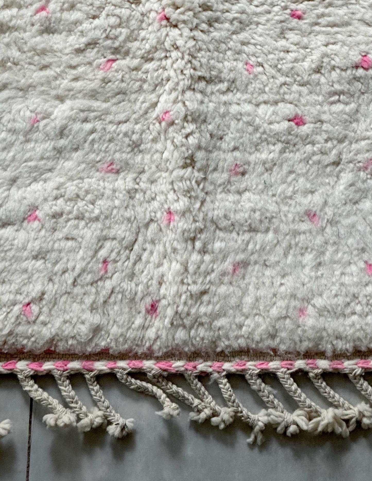 Dot rug