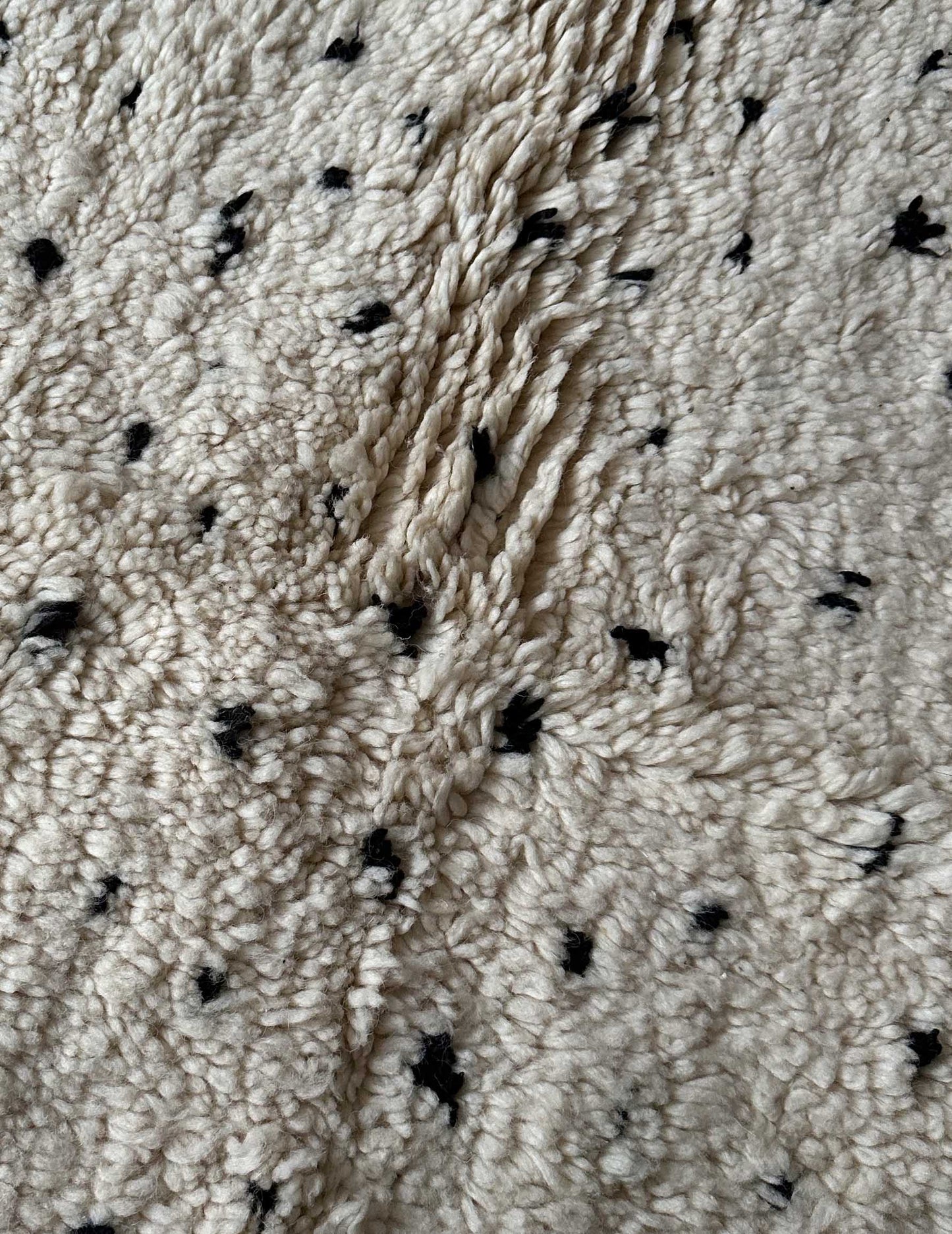 Dot rug