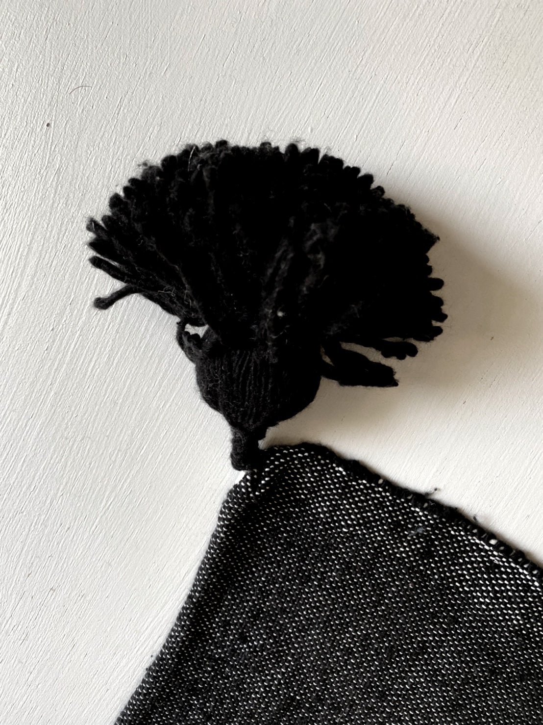 Pompom blanket
