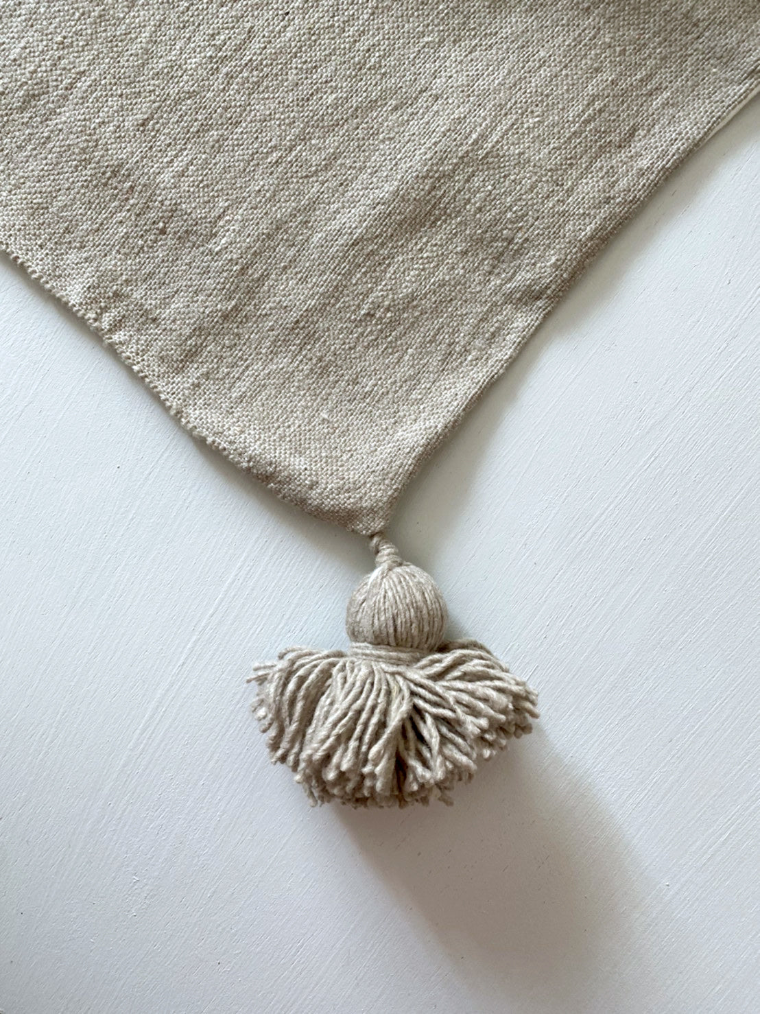 Pompom blanket