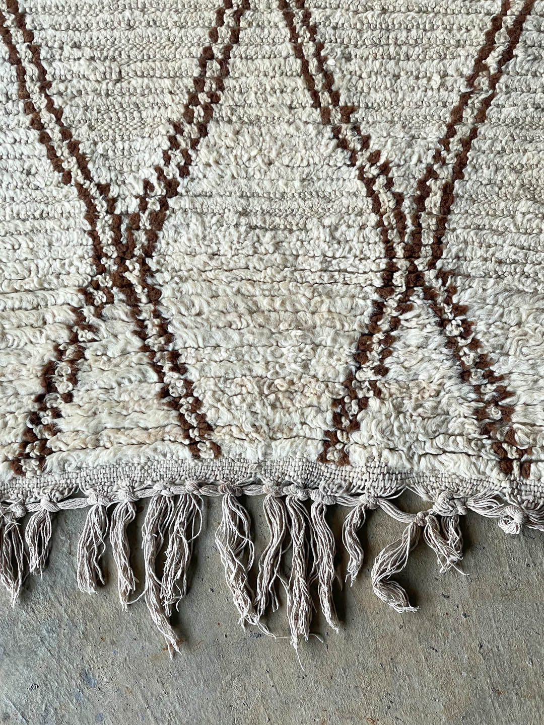 Vintage beni Ouarain rug