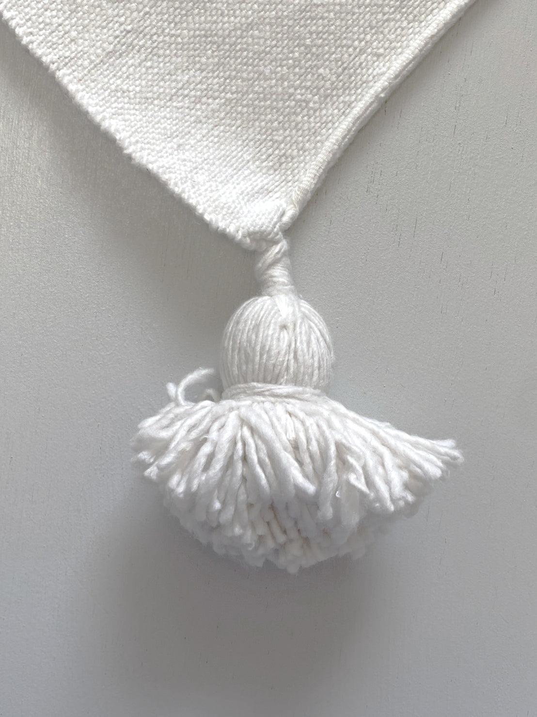 Pompom blanket