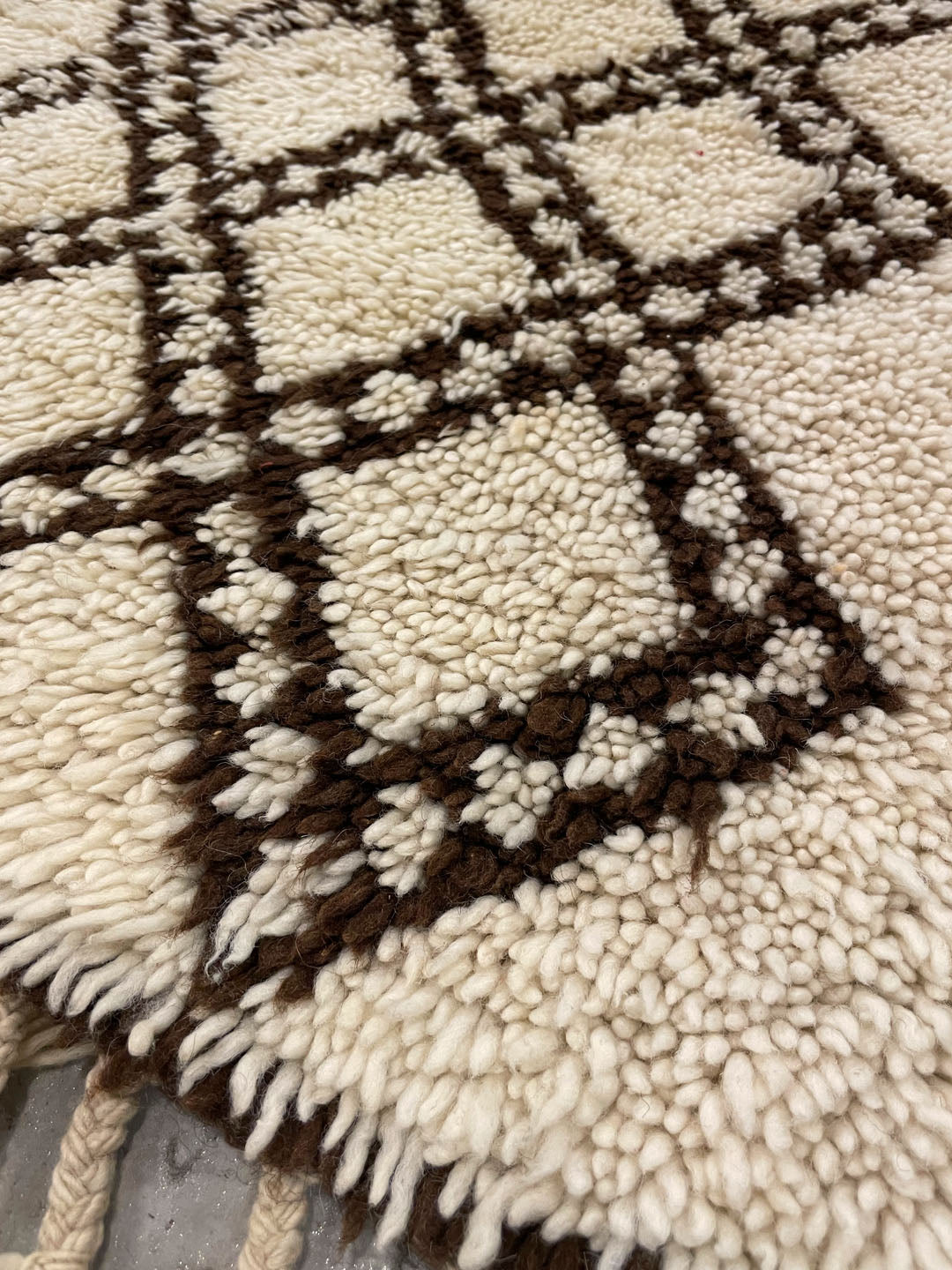 Vintage beni Ouarain rug
