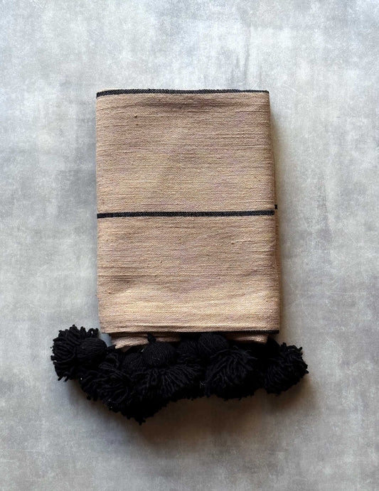Pompom blanket