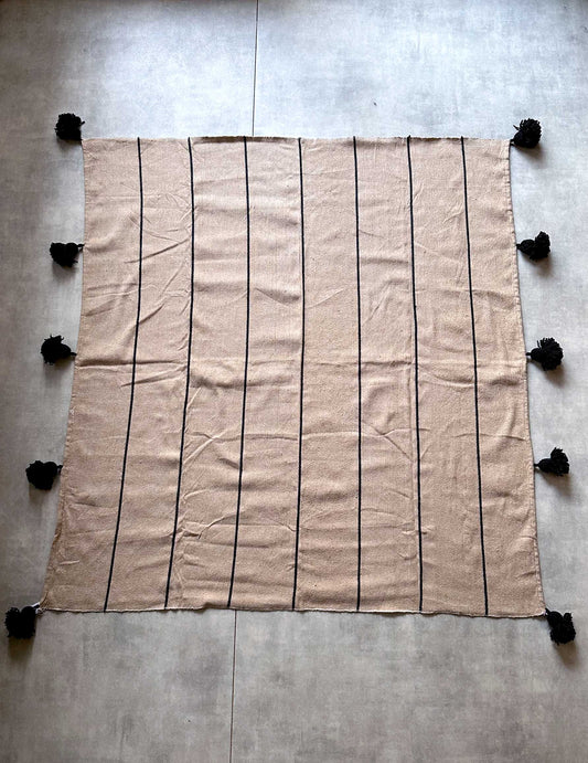Pompom blanket