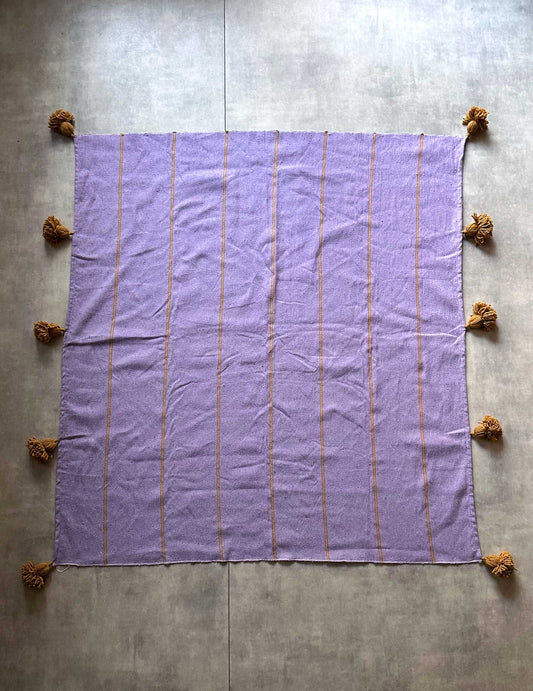 Pompom blanket
