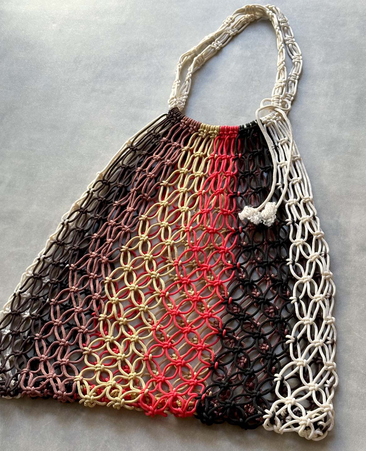 マクラメ編みバック