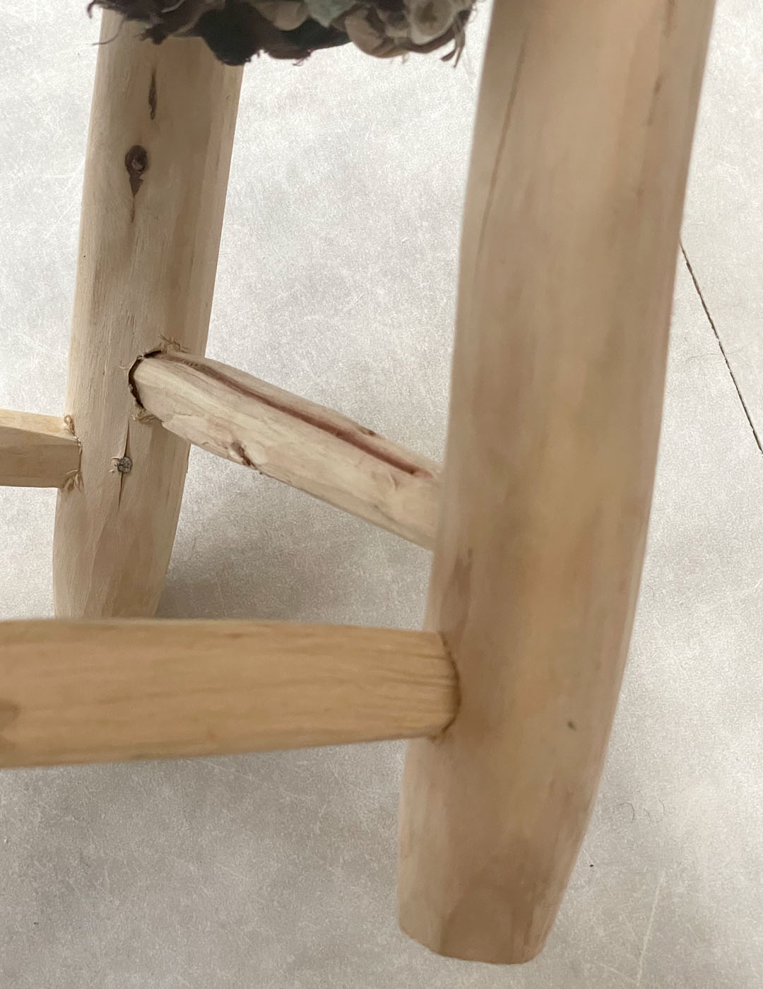 Handmade stool ( Mix colors )