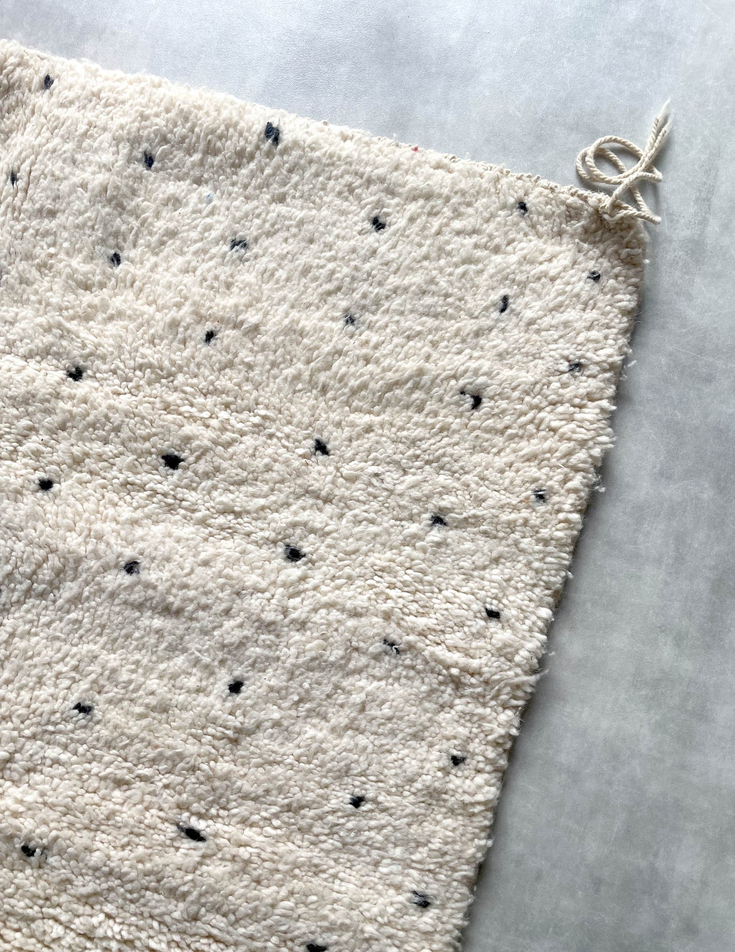 Dot rug