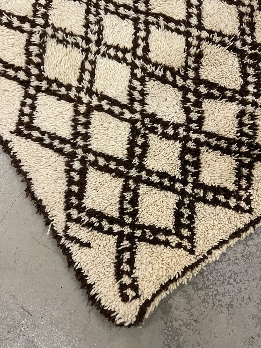 Vintage beni Ouarain rug